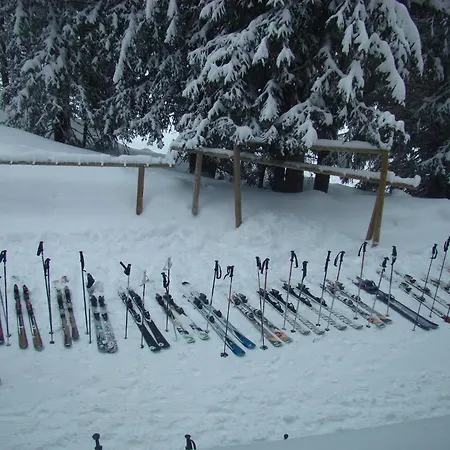 Rosewood Le Jardin Alpin ホテル