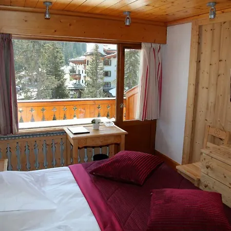 מלון Rosewood Le Jardin Alpin