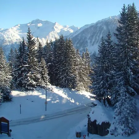 Rosewood Le Jardin Alpin Отель